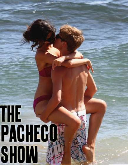 selena gomez and justin bieber at the beach 2011. justin bieber selena gomez
